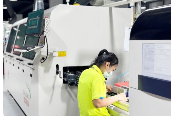 SMT貼片加工中貼片失敗的潛在因素及應對策略